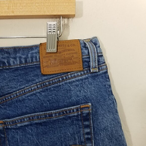 Levi's Premium Ribcage Shorts Button Fly Blue Size 33 - Picture 5 of 7